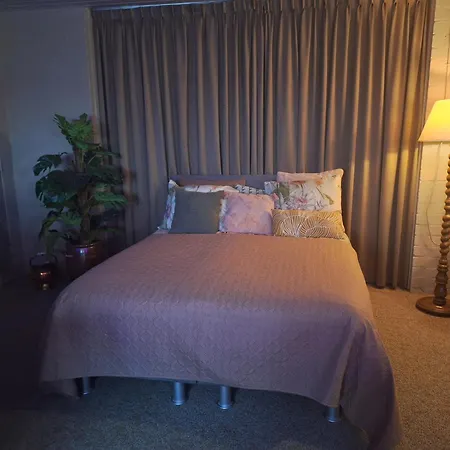 Overnachten In De Kroeg Apartman *